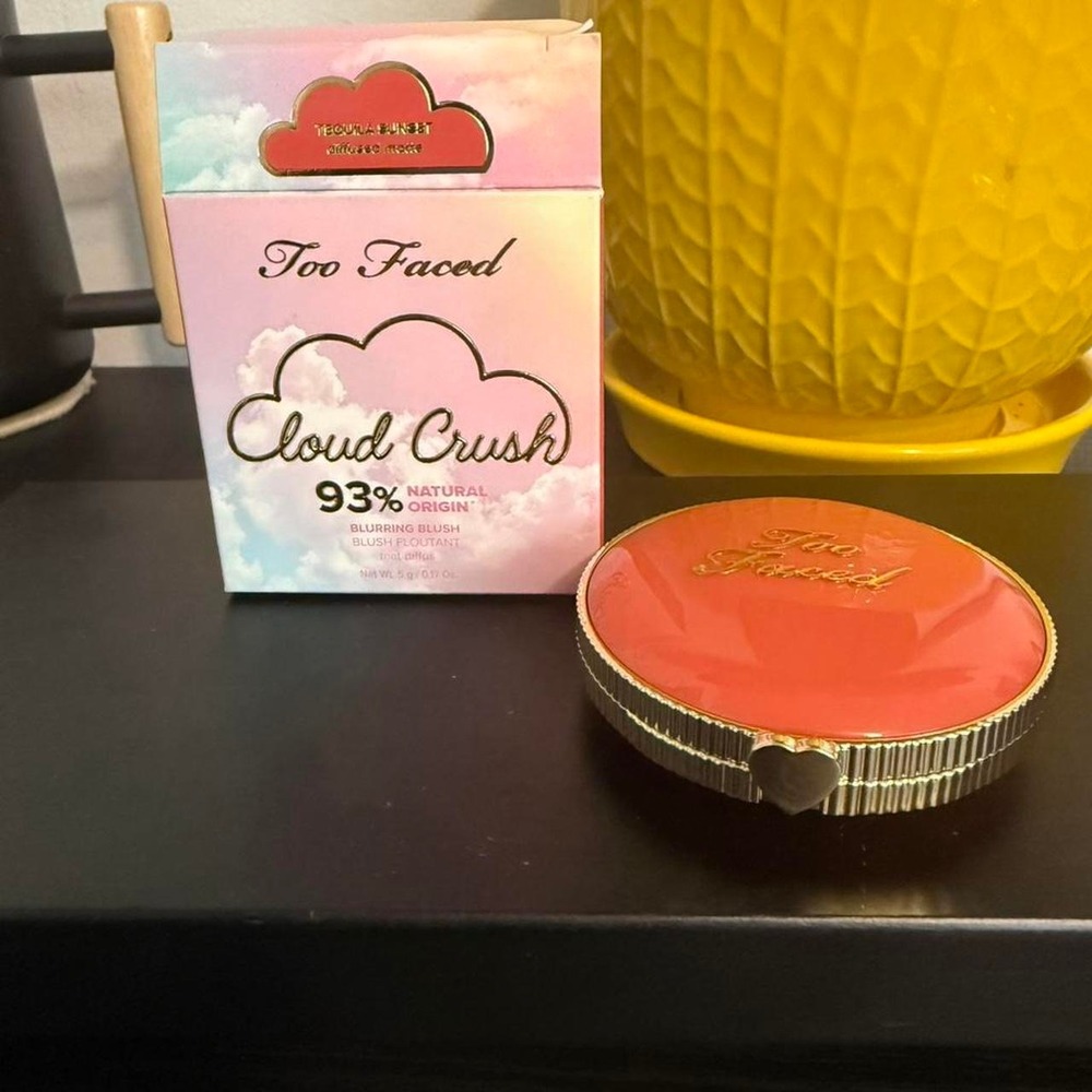 Too Faced Cloud Crush‎ Blushing Blush in tequila sunset NIB